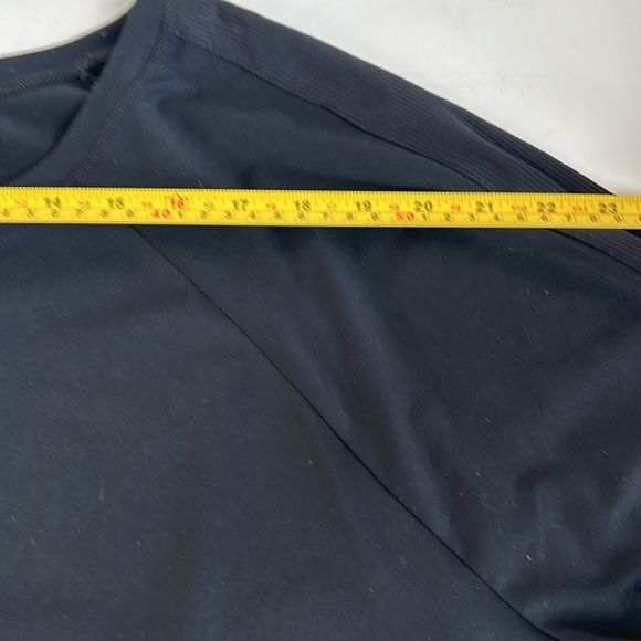 Fabletics black long ruched sleeve side slits sweatshirt hi lo - Picture 13 of 16